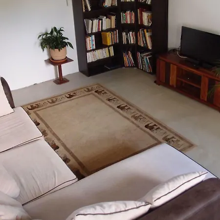 Homestay Les Berges De L'estournel