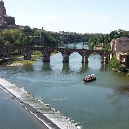 Les Berges De L'estournel * Lagrave